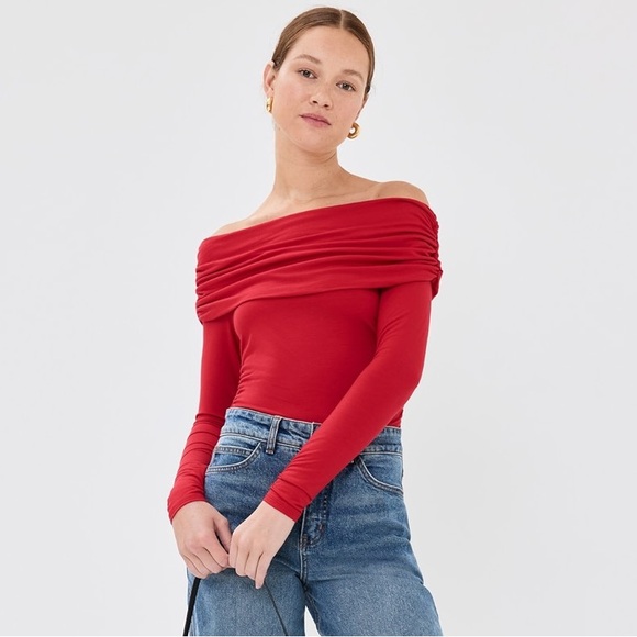 Reformation Tops - Reformation Florentina Knit Top in Red